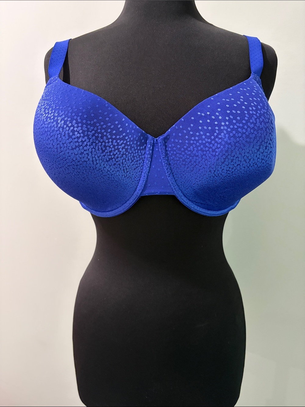 Wacoal Everyday Support Underwire Bra in Royal Blue Size 38DDD